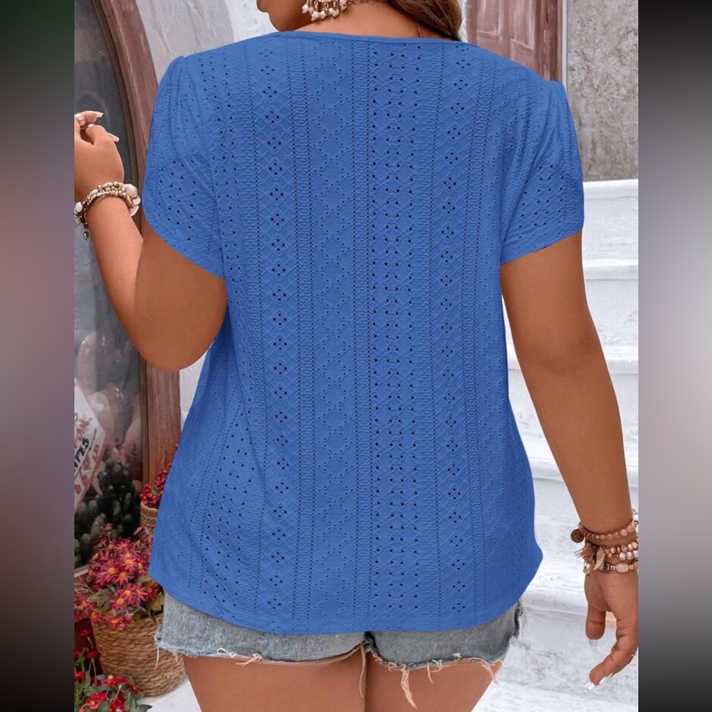 Boho plus size contrast lace petal sleeve blouse - Picture 15 of 16